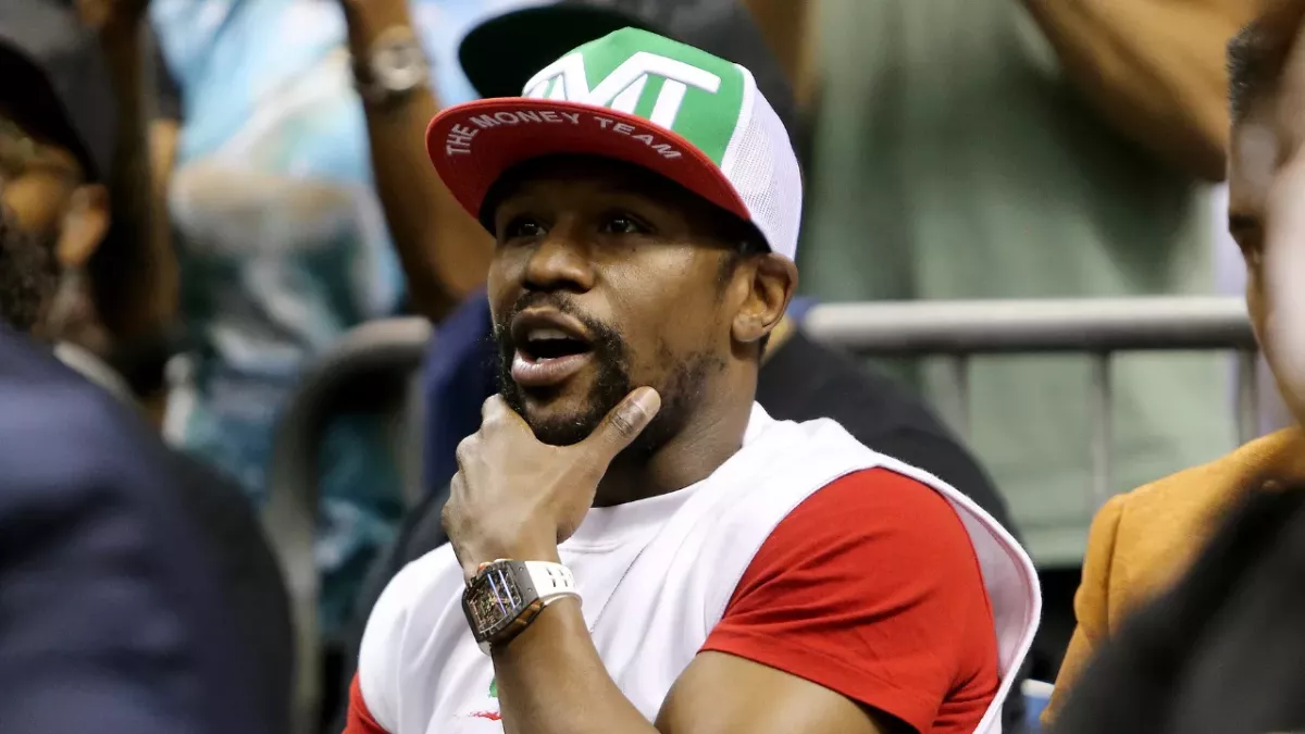 Floyd Mayweather offre une montre à 100.000 euros à son petit-fils