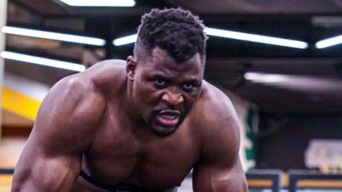 Francis Ngannou est déjà très affuté à plus d'un mois de son combat contre Joshua. 