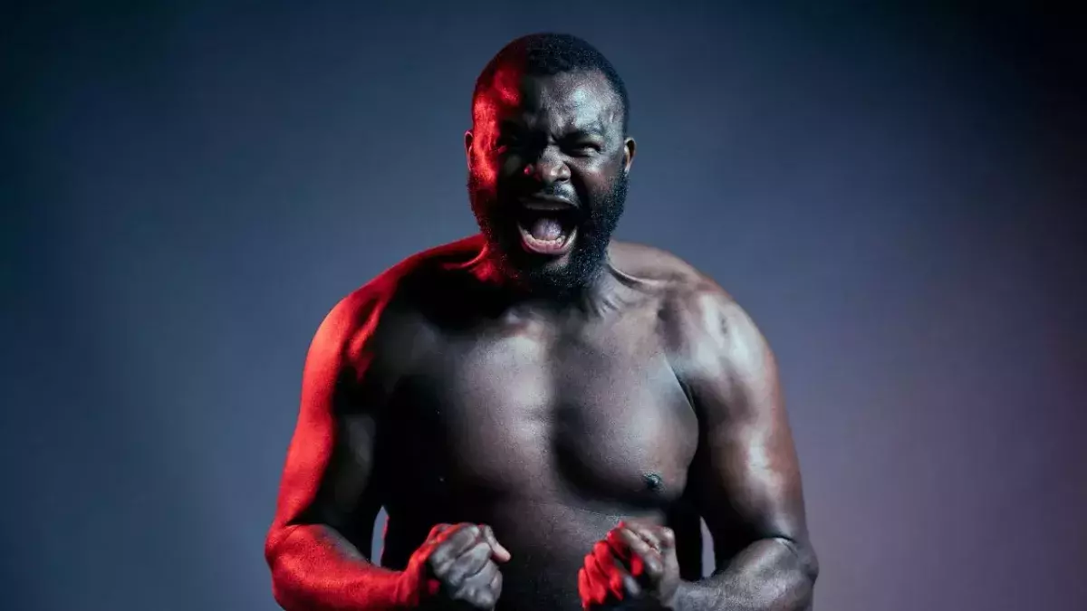 Martin Bakole. 