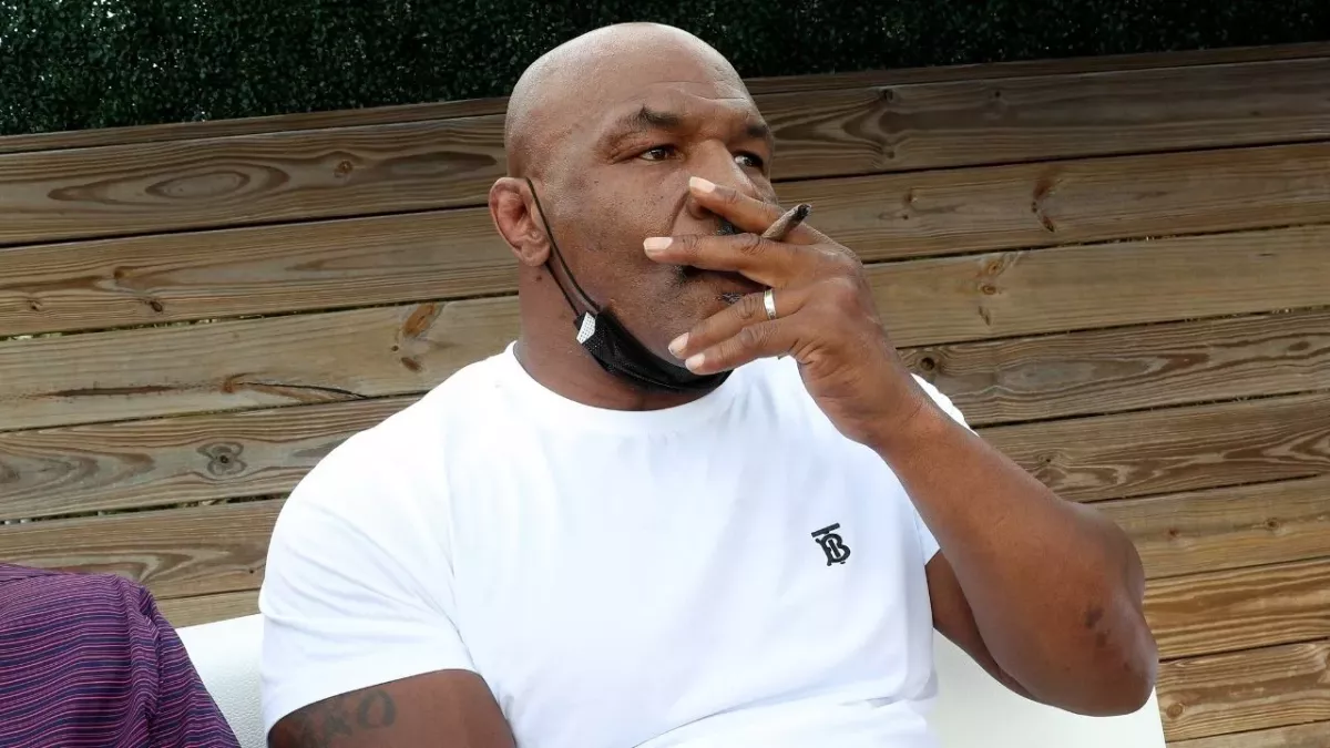 Mike Tyson a été aperçu en compagnie de Rick Ross et de Ric Flair. 