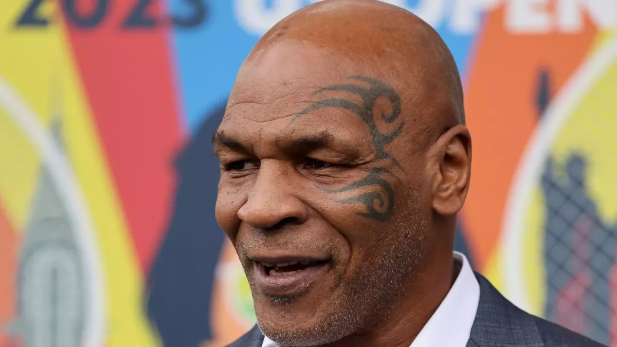 Mike Tyson sera présent dans le coin de Francis Ngannou pour le combat contre Tyson Fury. 