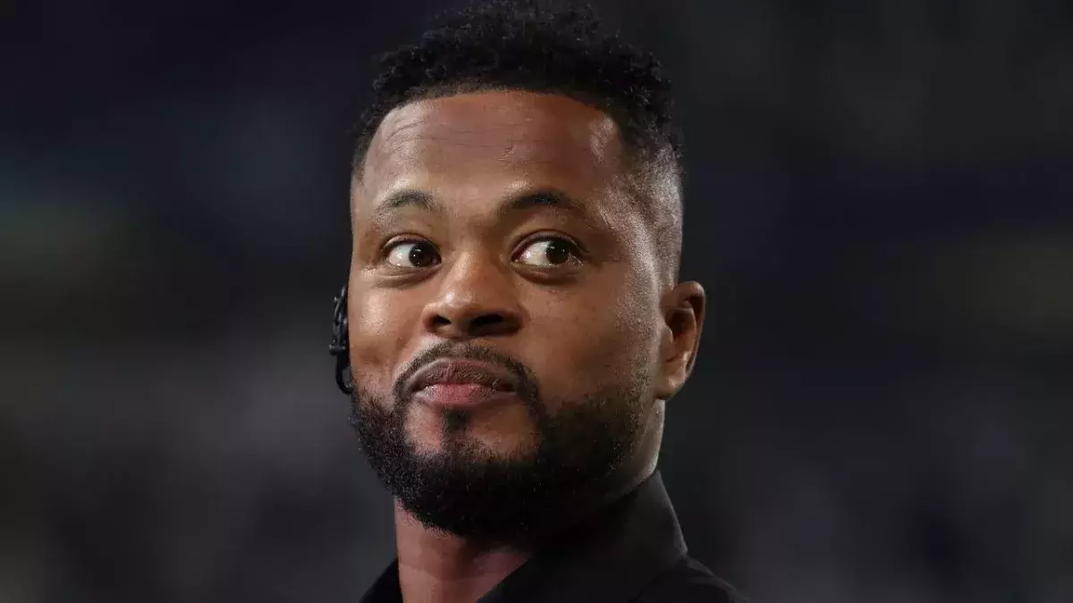 Patrice Evra va passer des terrains de foot aux rings de boxe. 