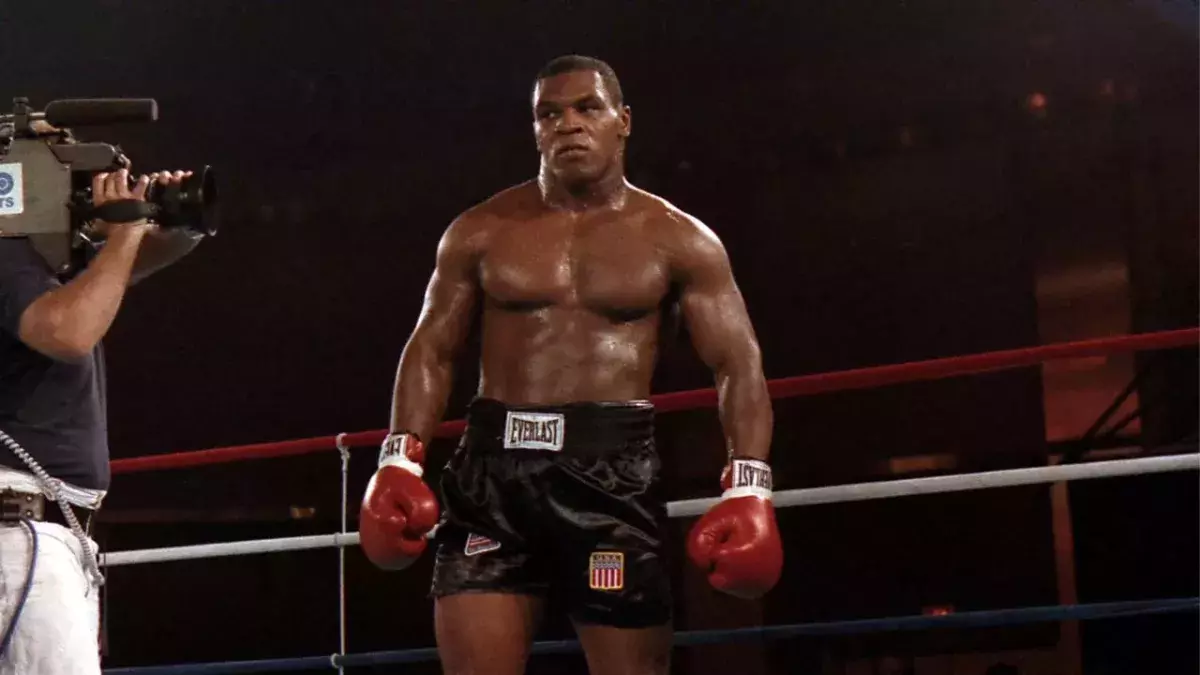 Mike Tyson lors de son combat contre Jose Ribalta en 1986. 