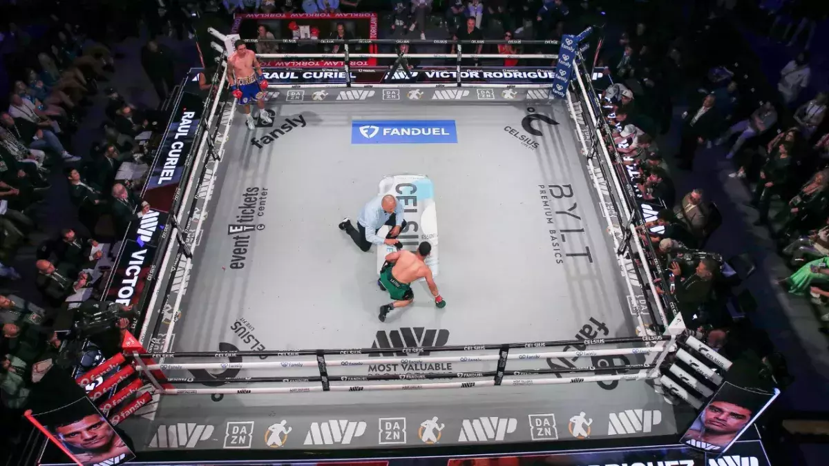 Raul Curiel vs Victor Rodriguez