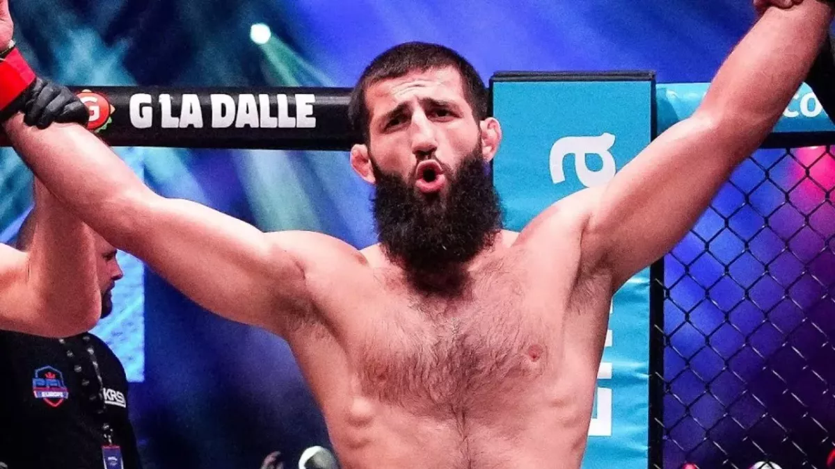 Abdoul Abdouraguimov lors de sa victoire au PFL Paris le 30 septembre 2023 