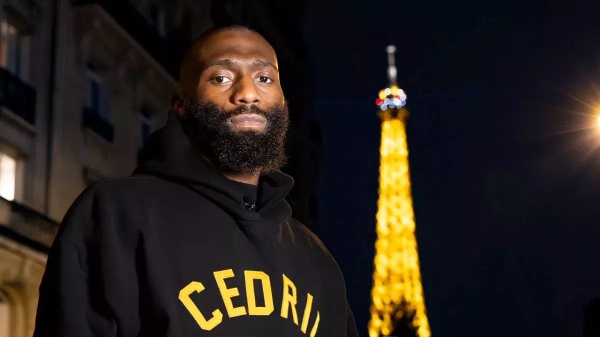 Cédric Doumbé devrait combattre à Paris lors du Bellator le 17 mai. 