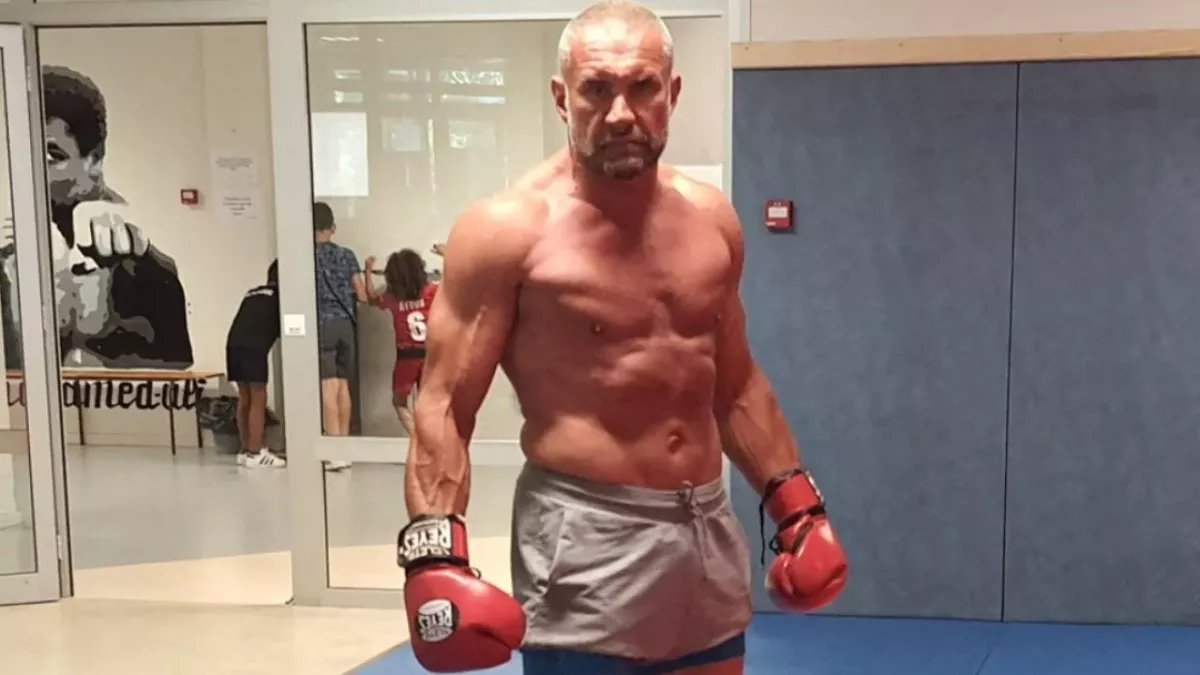 Jérôme Le Banner est une légende des sports de combat en France. 