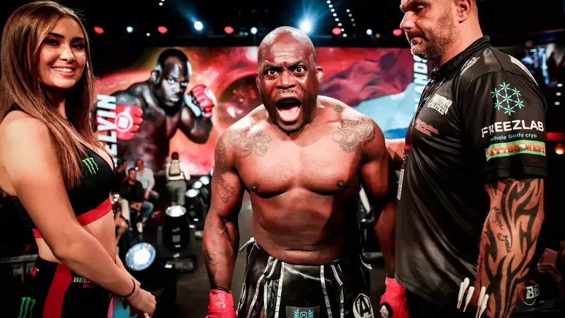 Melvin Manhoef de retour pour un KO
