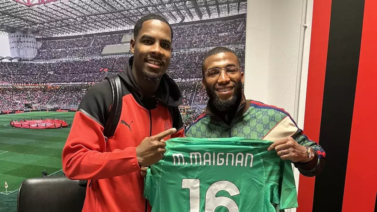 Mike Maignan et Salahdine Parnasse à San Siro.