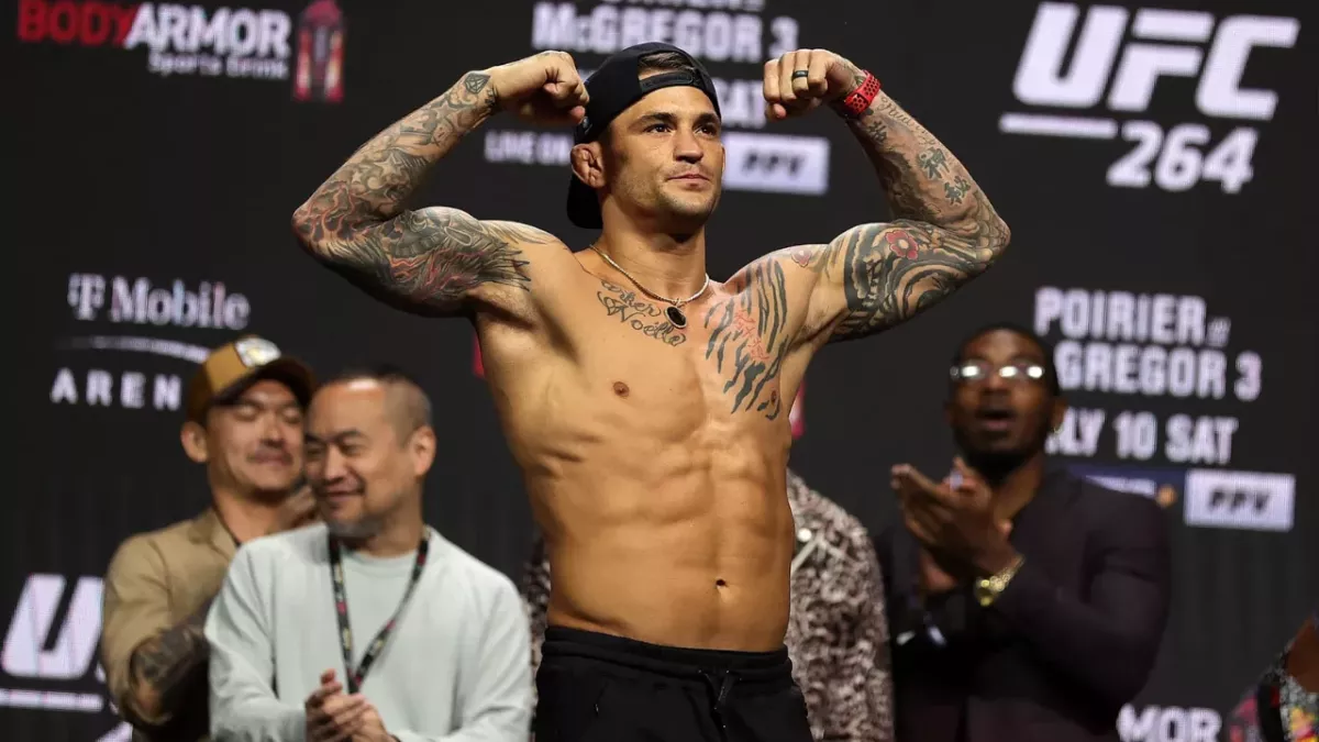 Dustin Poirier à la pesée de l'UFC 264 