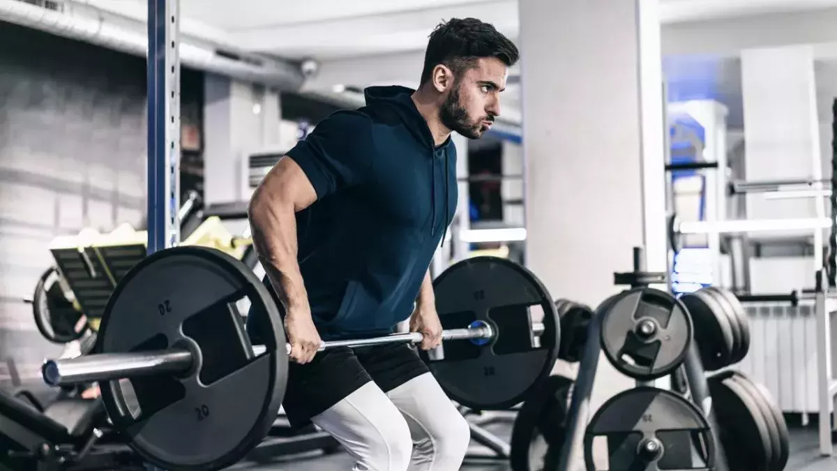 Ces 9 règles de la salle de sport que vous devriez briser pour progresser