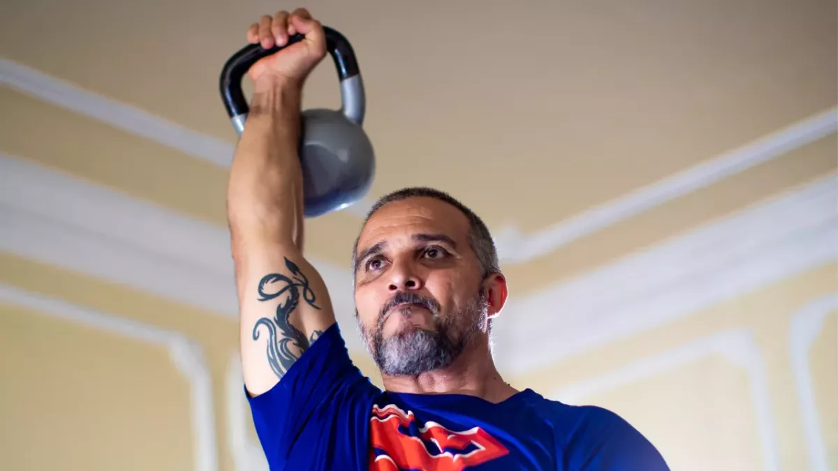 Balancement avec kettlebell : programme d'entraînement pour se muscler
