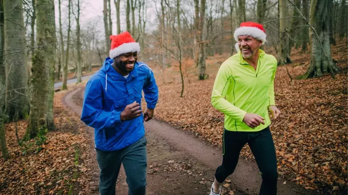 Maintenir une activité physique est une des clés pour garder la ligne pendant les fêtes. 