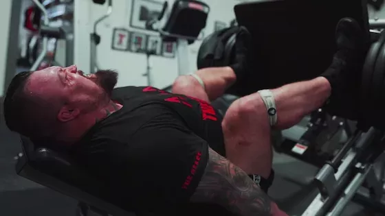 Eddie Hall partage sa monstrueuse séance jambe et c'est du solide