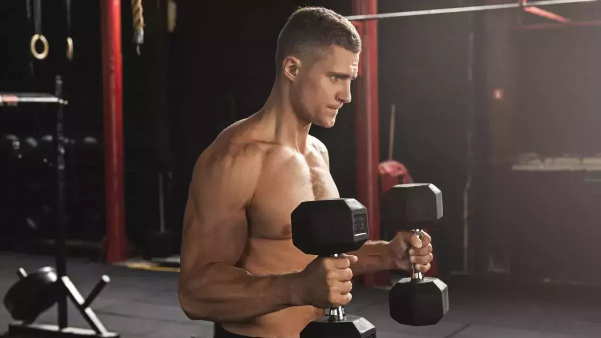 Exercice musculation | Curl Marteau : pourquoi, et comment bien les faire ?