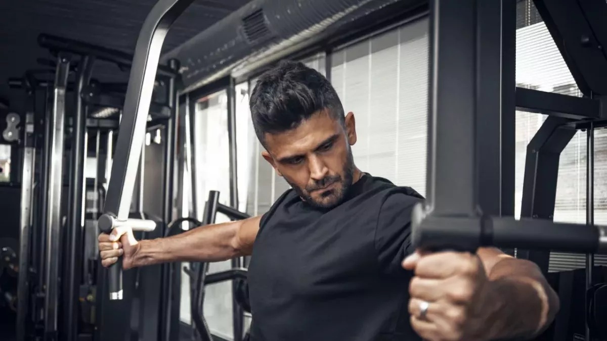 Pec Deck : muscles sollicités, programme et alternative... Tout savoir