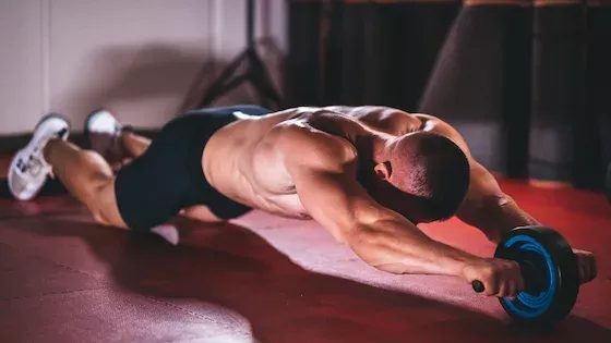 Roue abdominale : l'accessoire ultime pour détruire vos abdos