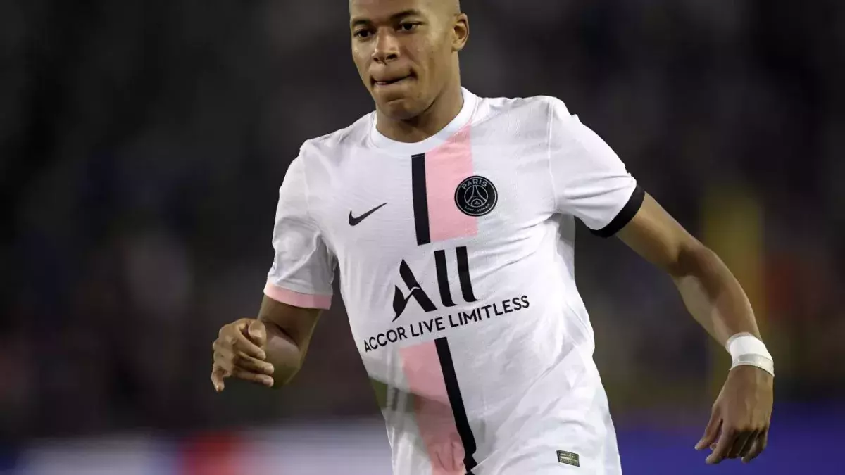 Mbappé souffre d'un traumatisme à l'orteil 