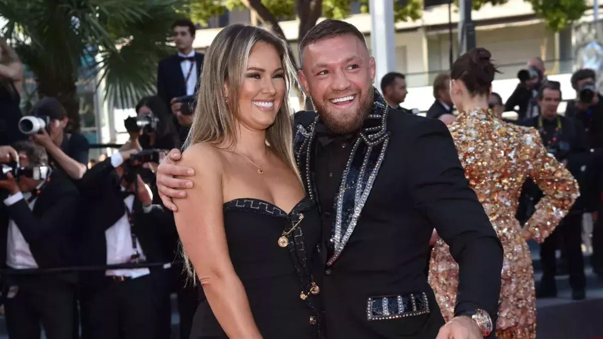 Conor McGregor en compagnie de sa femme Dee Devlin. 