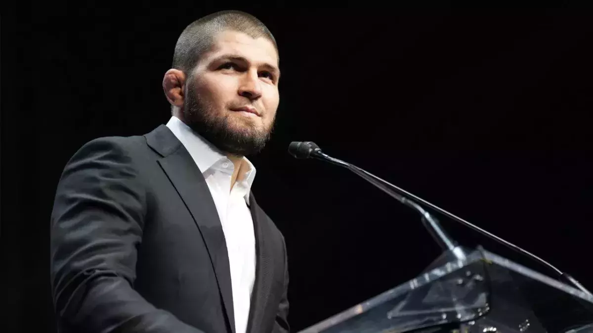 Khabib a été intronise au Hall of Fame de l'UFC ce jeudi 30 juin . 