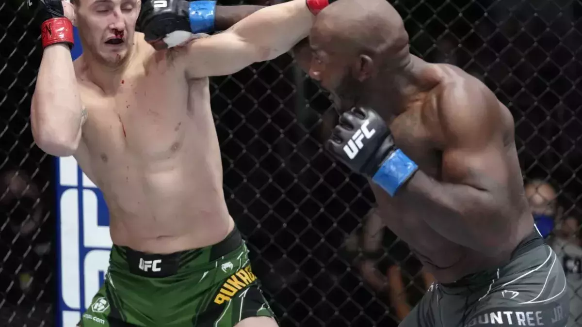 Khalil Rountree n'a pas été tendre avec Modestas Bukauskas lors de l'UFC Vegas 36