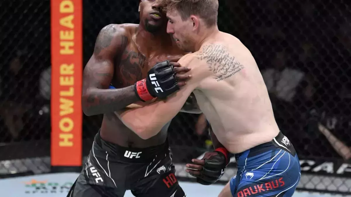 Le combat entre Kevin Holland et Kyle Daukaus s'est soldé par un "no contest" 