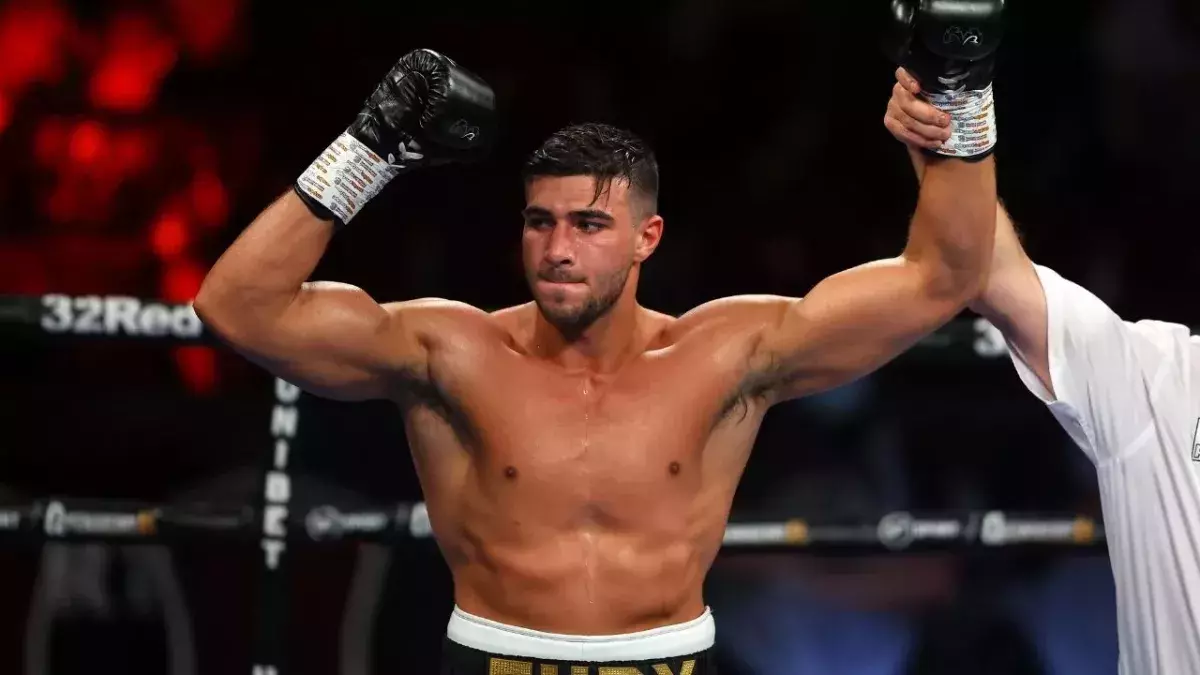 Tommy Fury, prochain adversaire de Jake Paul est le frère de Tyson. 