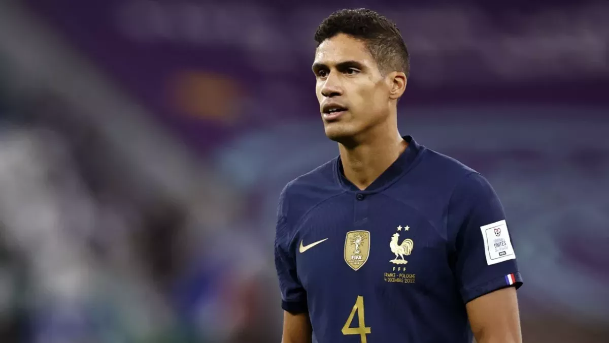 Raphaël Varane a recadré ses partenaires à la mi-temps de France-Pologne.