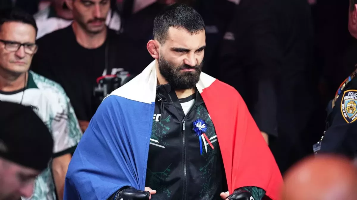 Benoit Saint-Denis est désormais 12 du classement des meilleurs poids légers de l'UFC. 