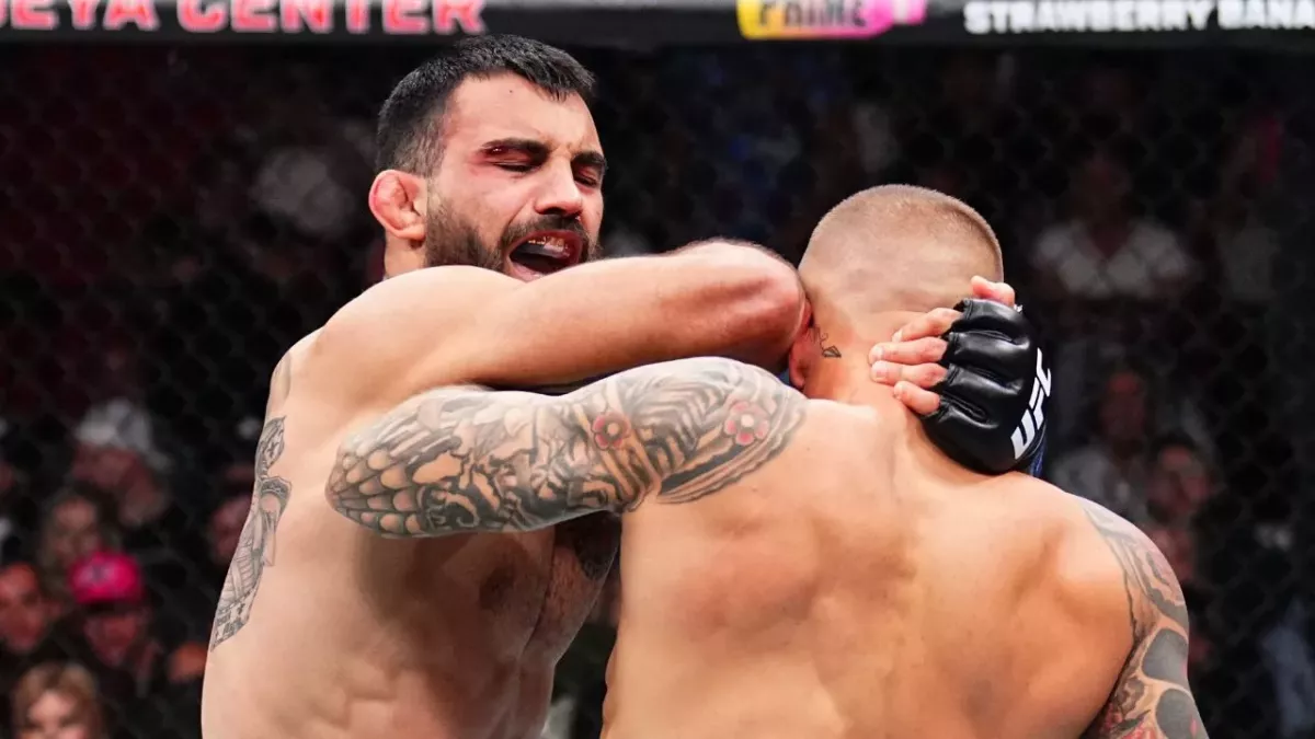 Benoit Saint-Denis s'est incliné par KO face à Dustin Poirier lors de l'UFC 299. 