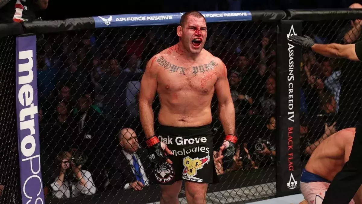 Cain Velasquez lors de son combat à l'UFC 166 face à Junior Dos Santos 