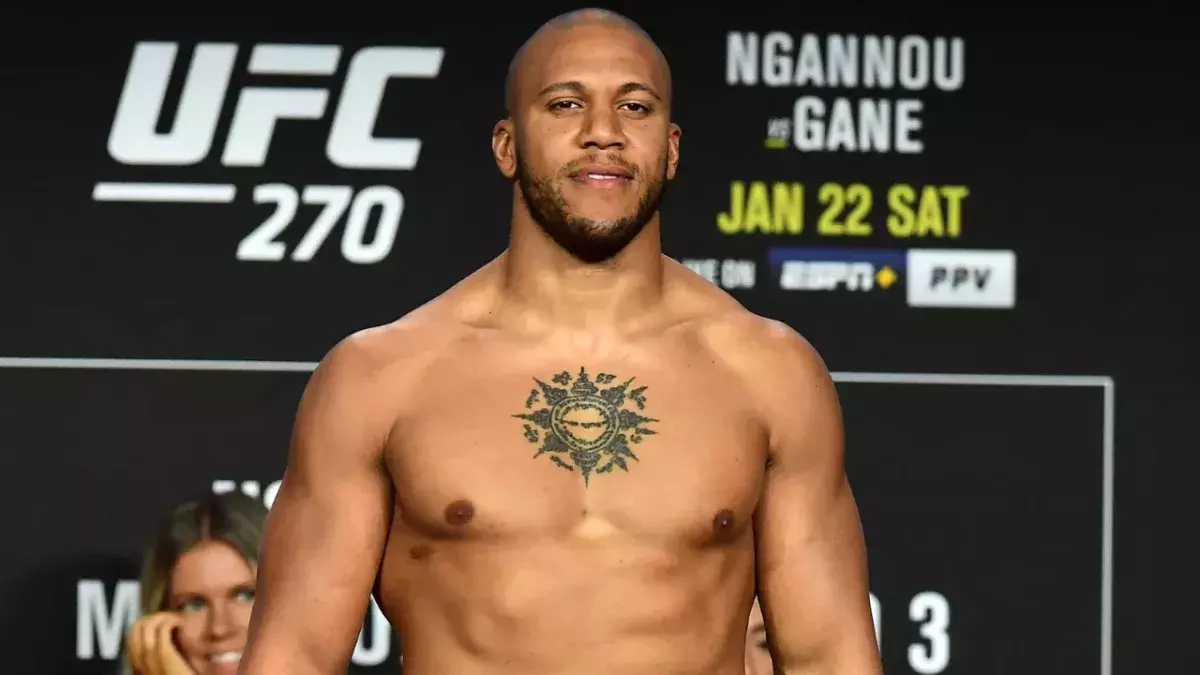 Ciryl Gane à la pesée de l'UFC