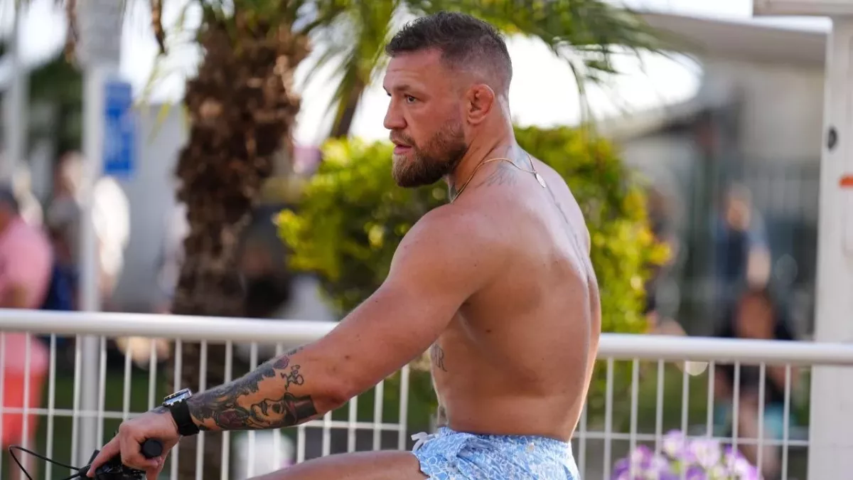 Conor McGregor est actuellement dans le sud de la France avec sa famille. 