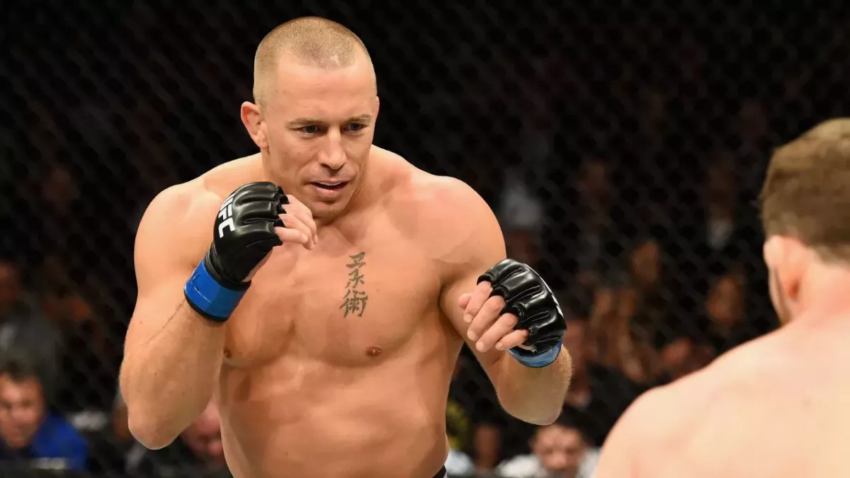 Georges St-Pierre pense que Royce Gracie est le plus grand combattant de l'histoire. 
