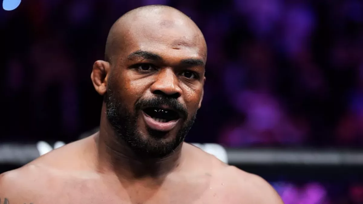Jon Jones peaufine sa préparation pour son combat contre Miocic à l'UFC 295. 