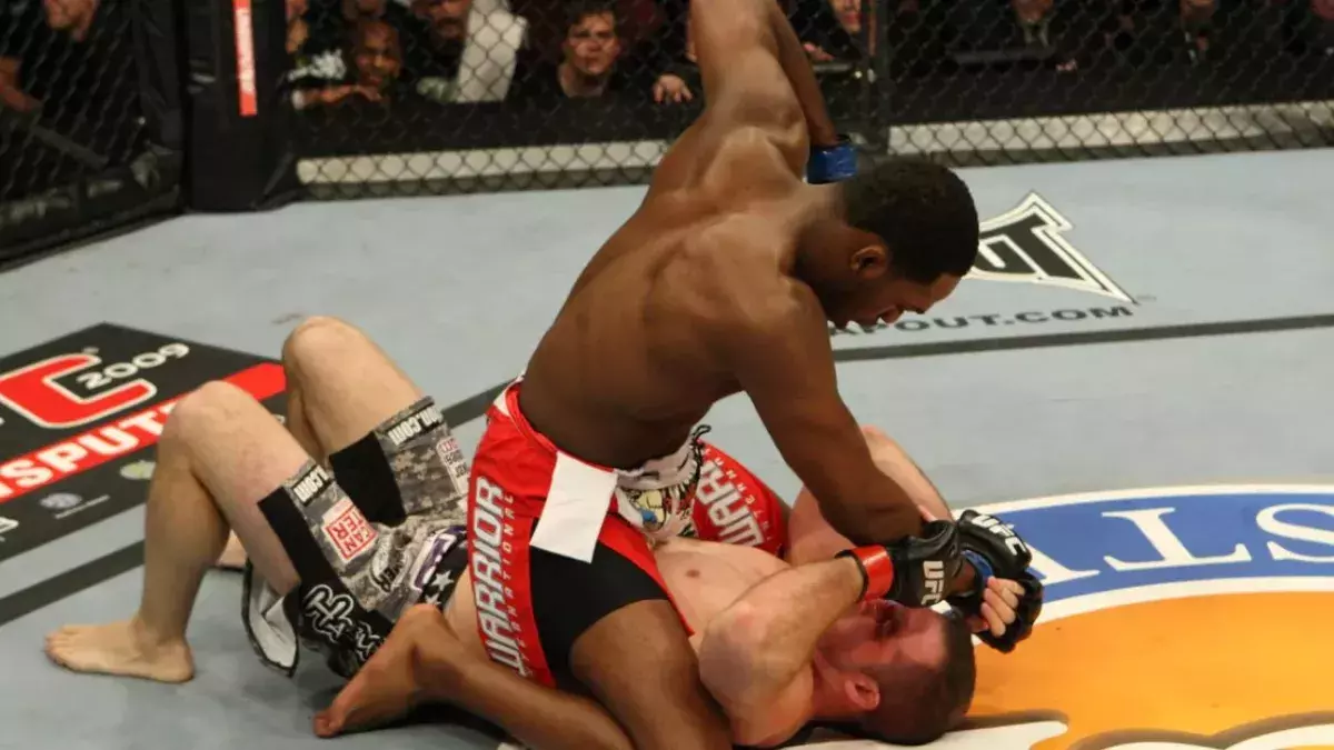 Jon Jones vs Matt Hamil
