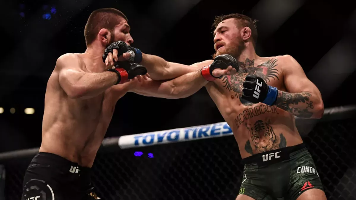 Khabib Nurmagomedov et Conor McGregor lors de l'UFC 229