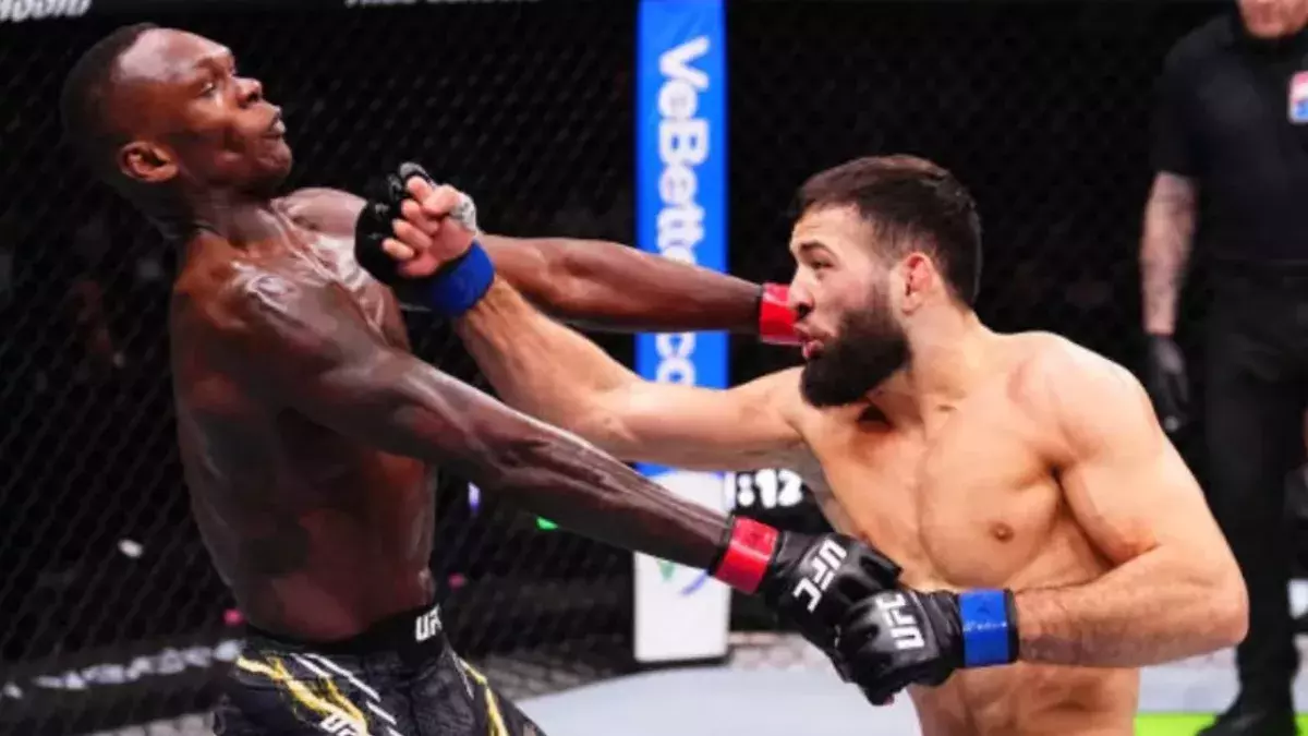 Nassourdine Imavov a battu Israel Adesanya par TKO au 2e round. 