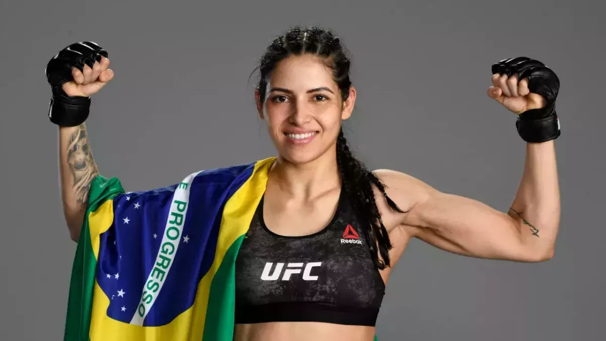 Polyana Viana à l'UFC. 