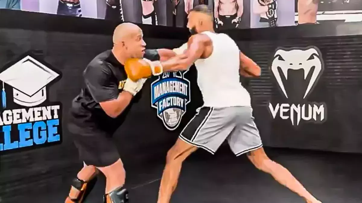 Sparring entre Ciryl Gane et le basketteur NBA Rudy Gobert 