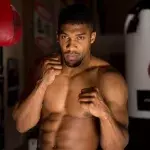 Anthony Joshua était de passage à l'université de Loughborough.