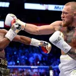 Conor McGregor a déjà réalisé un combat de boxe face à Floyd Mayweather en 2017. 