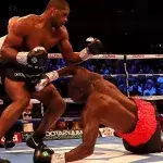 Daniel Dubois met KO Ebenezer Tetteh 