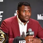 Francis Ngannou est agent libre depuis son départ de l'UFC. 