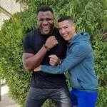 Francis Ngannou a rencontré Cristiano Ronaldo en Arabie Saoudite. 