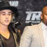 Justin Bieber en compagnie du boxeur Floyd Mayweather en 2015. 