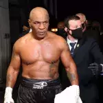 Mike Tyson avant son combat contre Roy Jones Jr en 2020. 