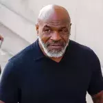 Mike Tyson n'a pas aimé son attitude face à Evander Holyfield. 