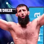 Abdoul Abdouraguimov lors de sa victoire au PFL Paris le 30 septembre 2023 