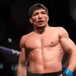 Baysangur "Baki" Chamsoudinov a signé un contrat de 5 combats au PFL. 